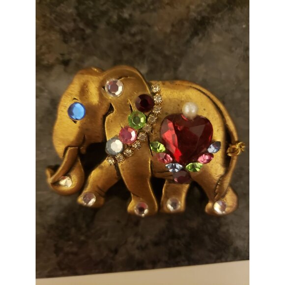 Lot of Six Assorted Vintage Elephant Brooch Pins Gem Accents & Gold/Silver Tones - Picture 3 of 16